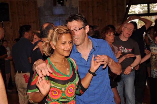 min 2010 05 30 station danse 082